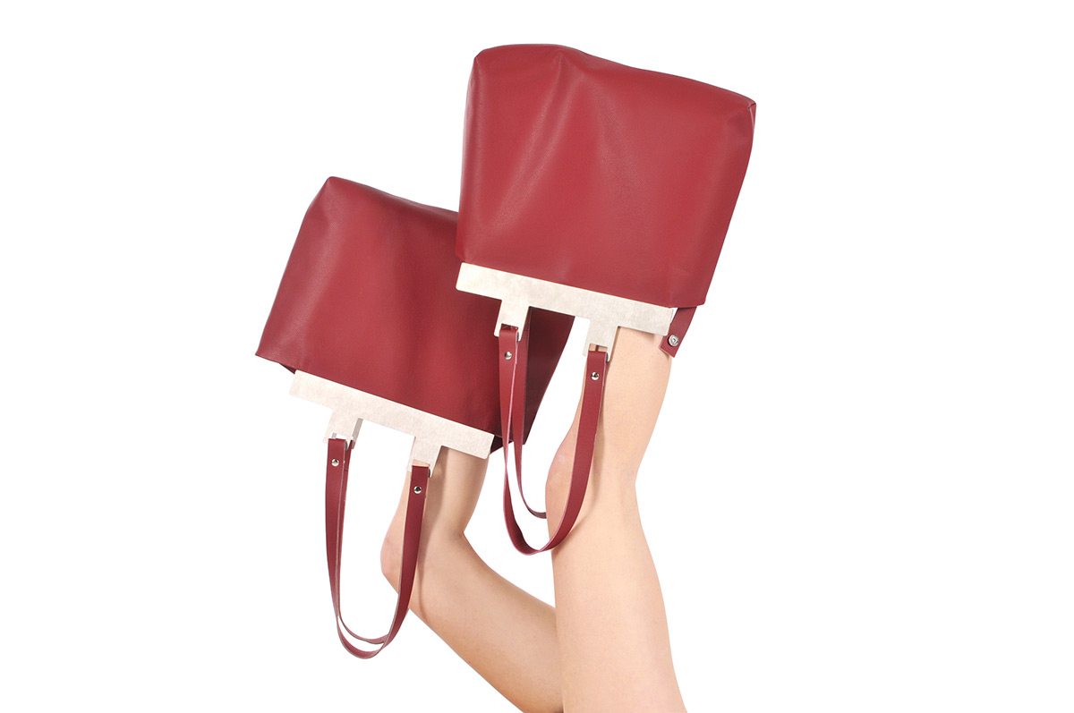 Leather handbags by Hana Coufalova